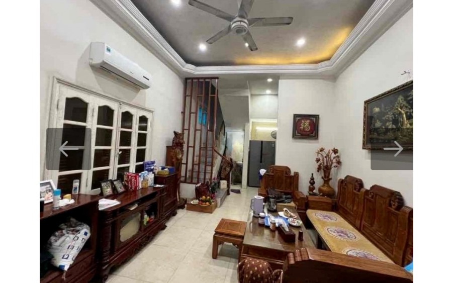 Cho thuê nhà nguyên căn 12tr ngõ 78,Giải Phóng, cạnh viện Tai Mũi họng TW, Đống Đa,Hà Nội